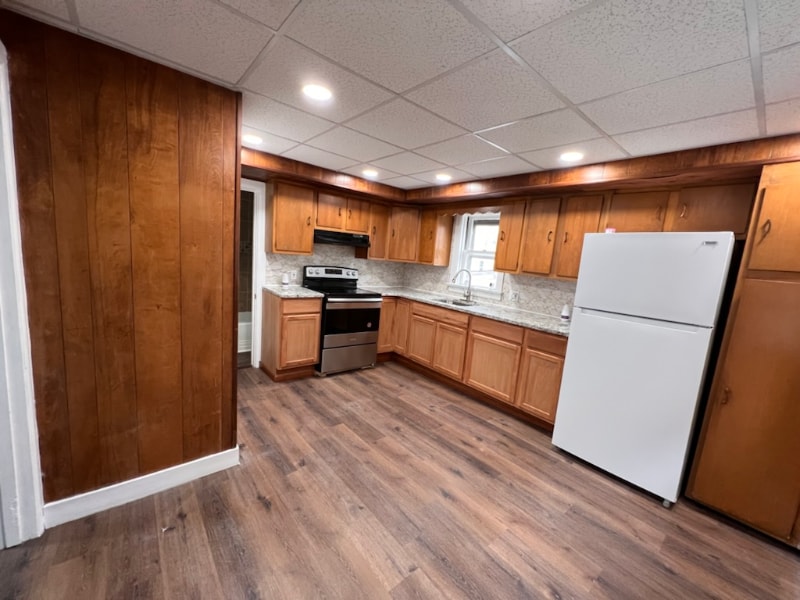 Building Photo - 32 S 14th St