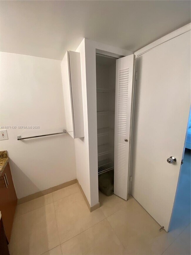 Building Photo - 3300 NE 192 St