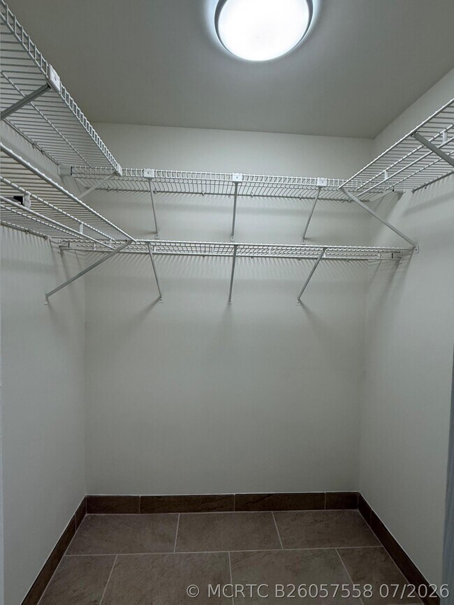 Building Photo - 20834 Sugarloaf Ln