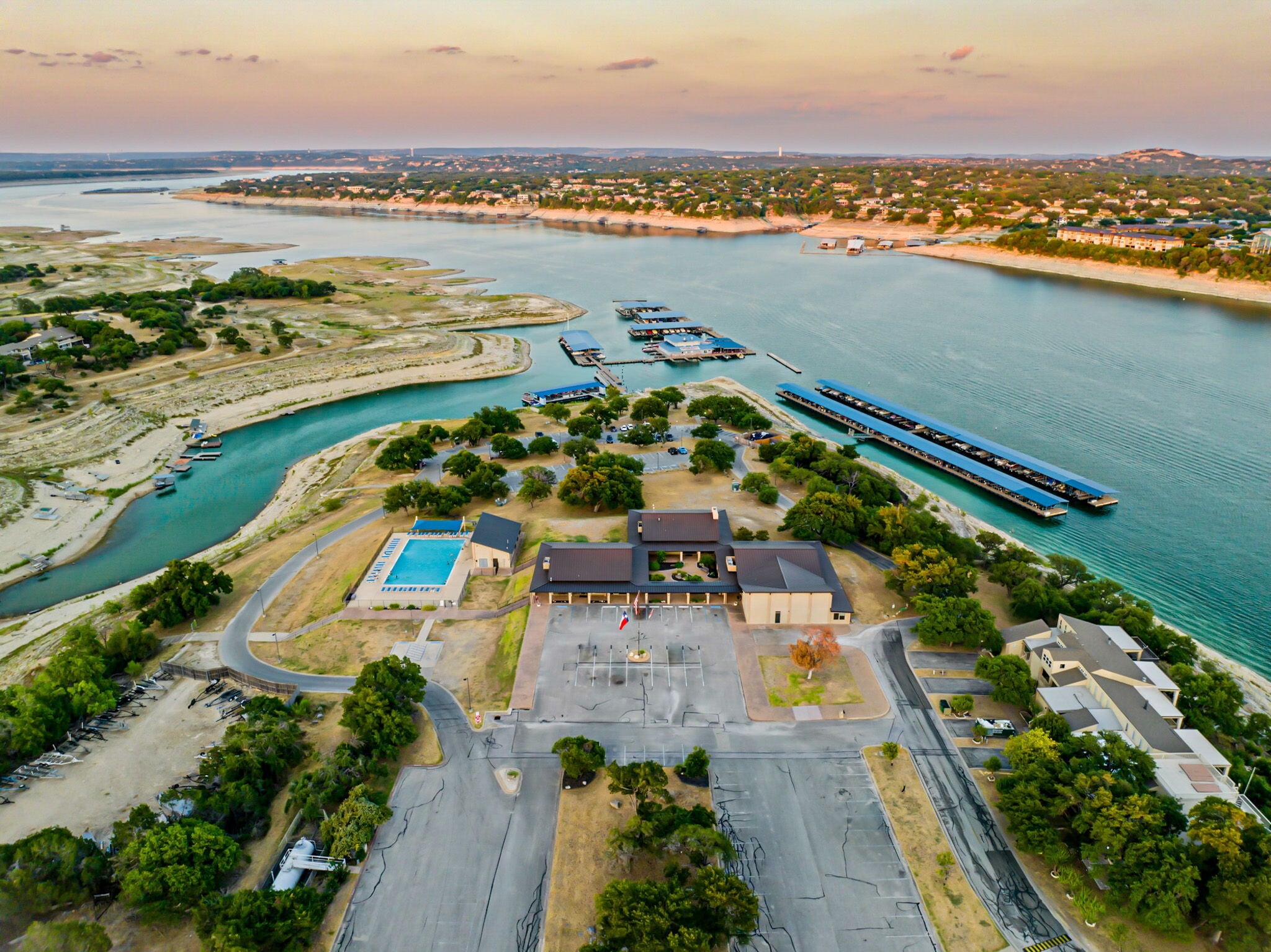 Building Photo - 302 Venture Blvd S