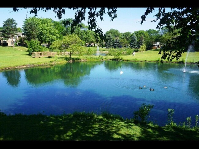 Building Photo - 7400 Grand Ave