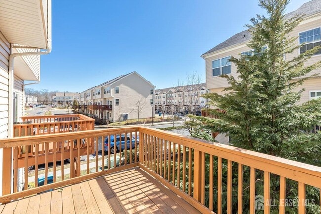 Building Photo - 1302 Hights Farm Rd N