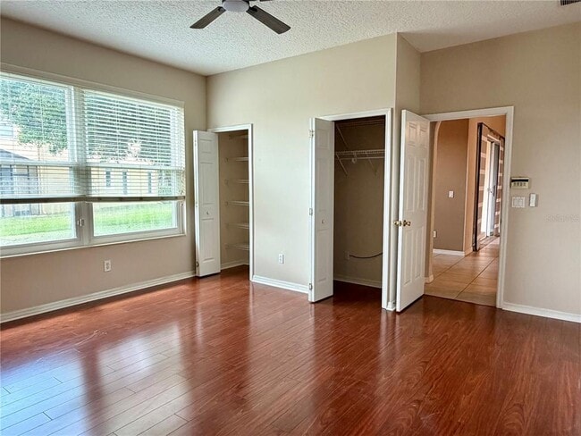 Building Photo - 10237 Facet Ct