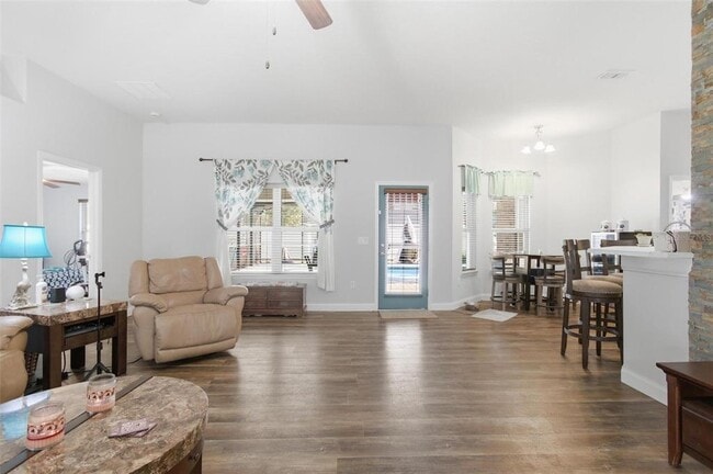 Building Photo - 4 Seaton Valley Path