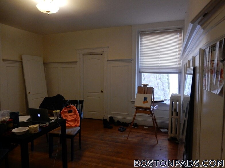 Building Photo - 1130 Commonwealth Ave