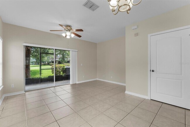 Building Photo - 10325 Manderley Way