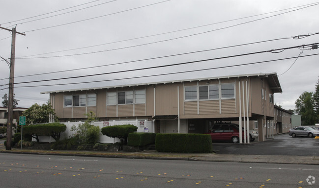 Building Photo - The Duchess Apartments