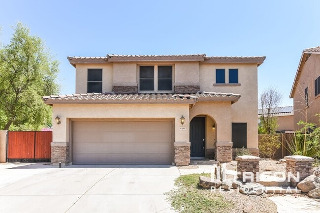 Primary Photo - 8948 E Pampa Ave