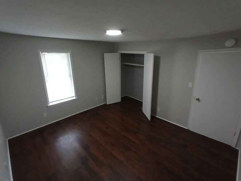 Building Photo - 16 Brianfield Cv