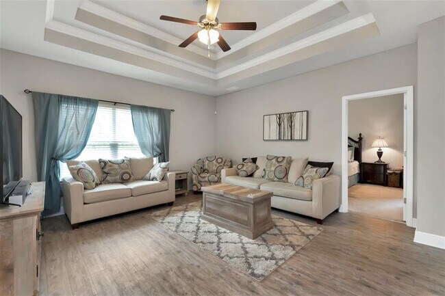 Building Photo - 8605 Bucklebury Dr