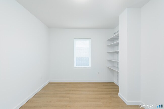 Building Photo - 28 Townsend St