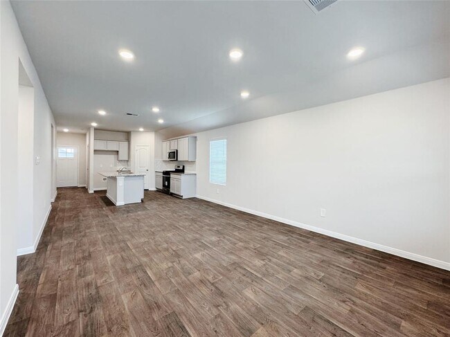 Building Photo - 1207 Camden Ln