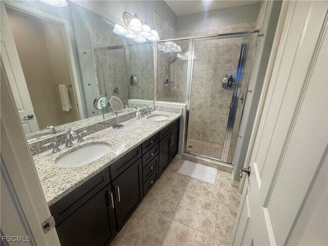 Building Photo - 11901 Izarra Way