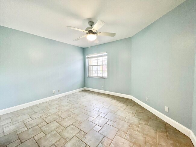 Building Photo - 15306 W Tranquility Lake Dr