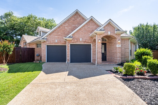 Building Photo - 5022 Enclave Ct