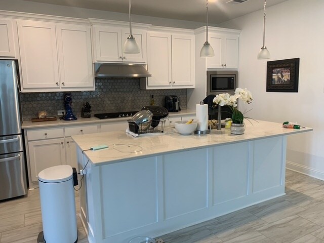 Kitchen - 1513 Hamlisch Ave