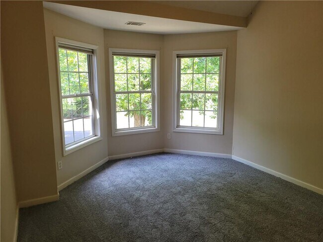 Building Photo - 3605 Mystic Dr