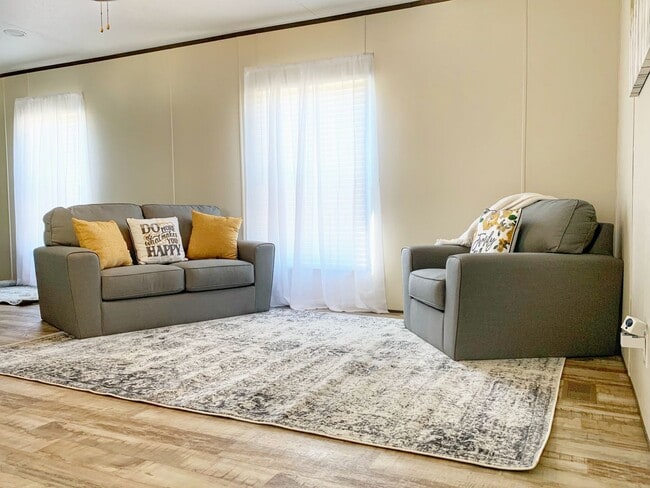 Building Photo - Cute 3/2!