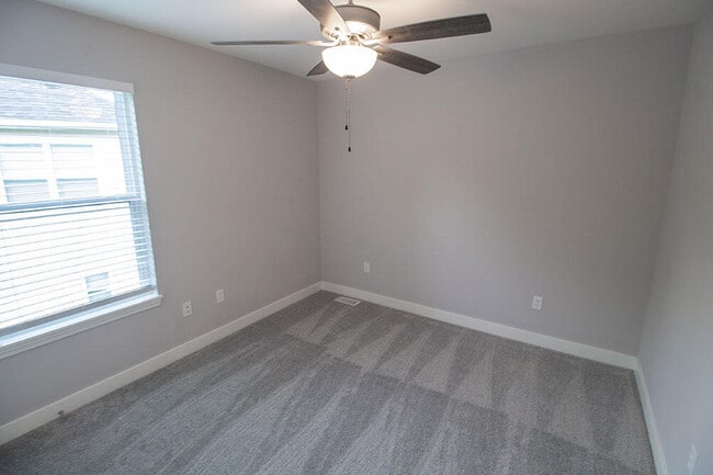 Building Photo - 2802 Amberwood court