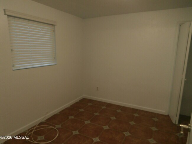 Building Photo - 248 S Paseo Lobo