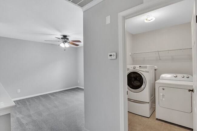 Building Photo - 3817 Althorp Drive