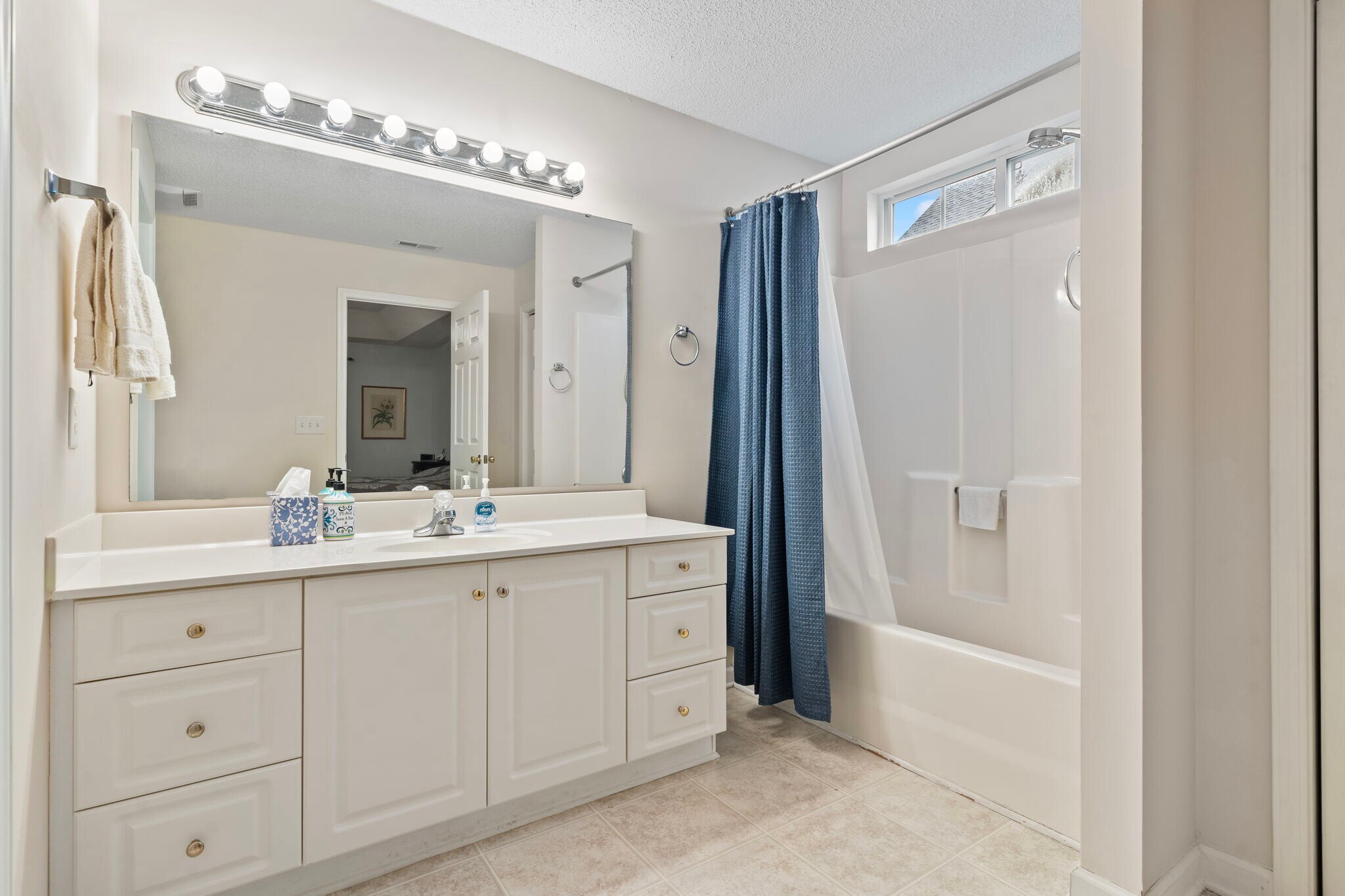 Building Photo - 5077 Capulet Cir