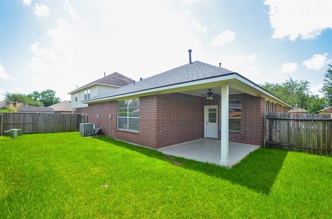 Building Photo - 12214 Iris Hollow Way