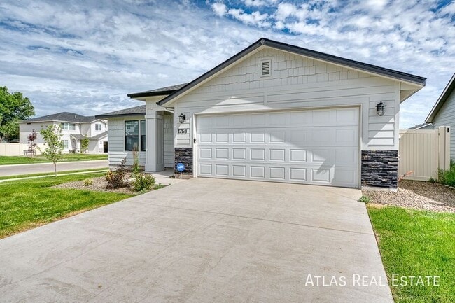 Building Photo - 1758 E Eddington St