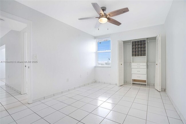 Building Photo - 750 NW 43rd Ave