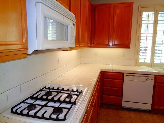Building Photo - 1551 N Poconos Cir
