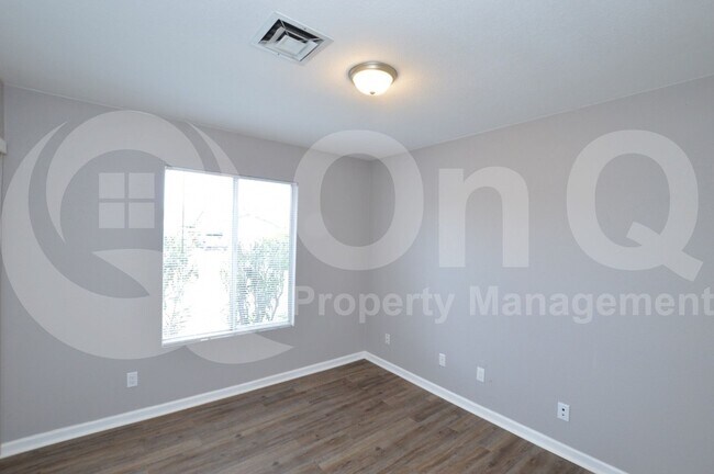 Building Photo - 2113 W Tyson St