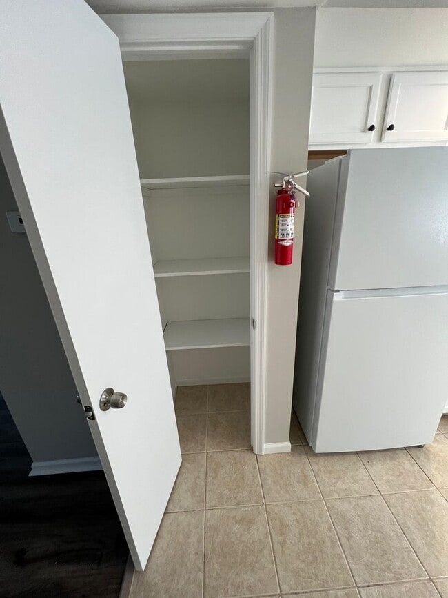 Building Photo - New 2 BR First Floor Condo in Wernersville, PA Available in June