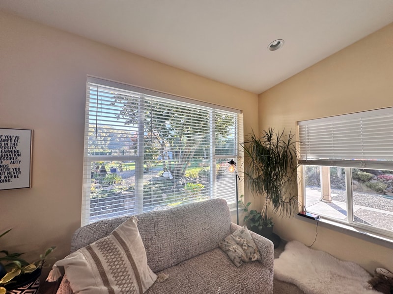 Building Photo - 5634 Locust Ln