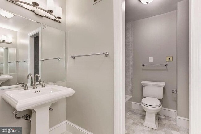 Building Photo - 3956 Georgetown Ct NW