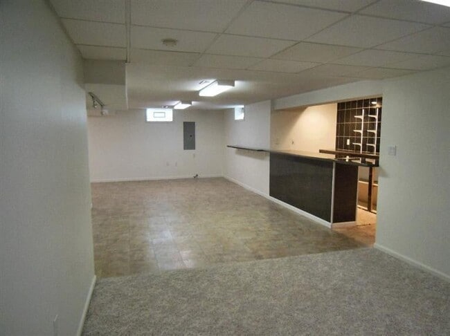 Building Photo - 9939 Sequoia Ln