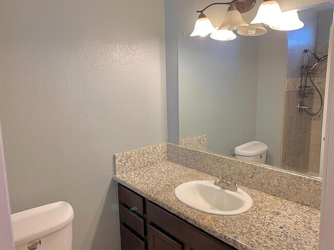 Building Photo - 7607 Harmony Oaks Way