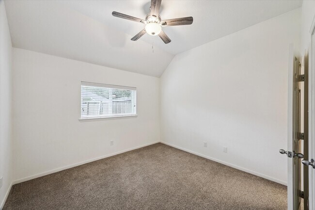 Building Photo - 13622 Apple Knoll Ct
