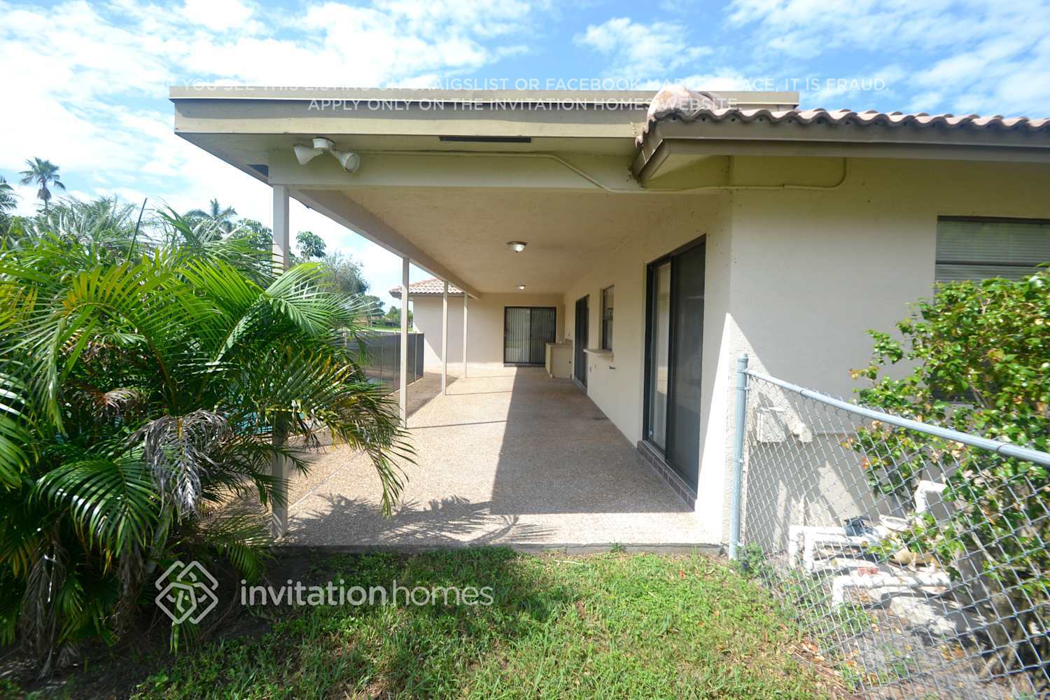 Building Photo - 10902 NW 19th St