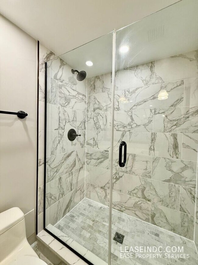 Building Photo - 2141 P St NW