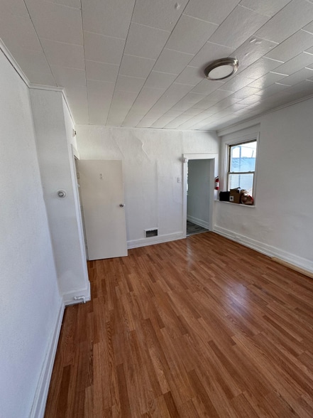 Building Photo - 308 Bessemer Ave