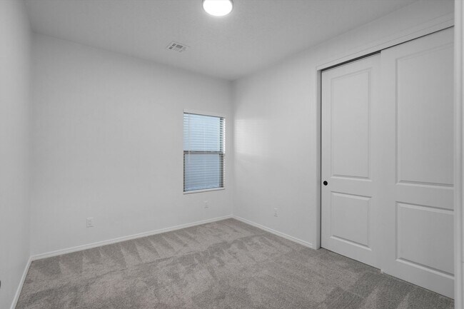 Building Photo - Coming Soon! | Modern | 3Bed/2Bath | Desirable Rio Rancho | Pets Welcome
