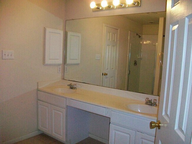 Building Photo - 11710 Abby Ridge Way