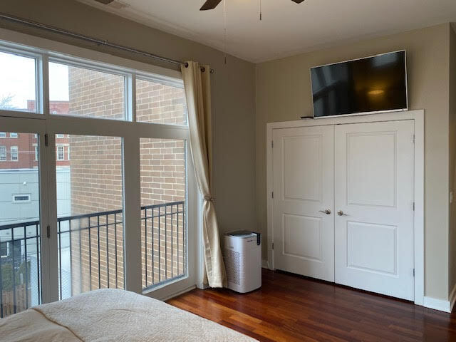 Building Photo - 2706 W Armitage Ave