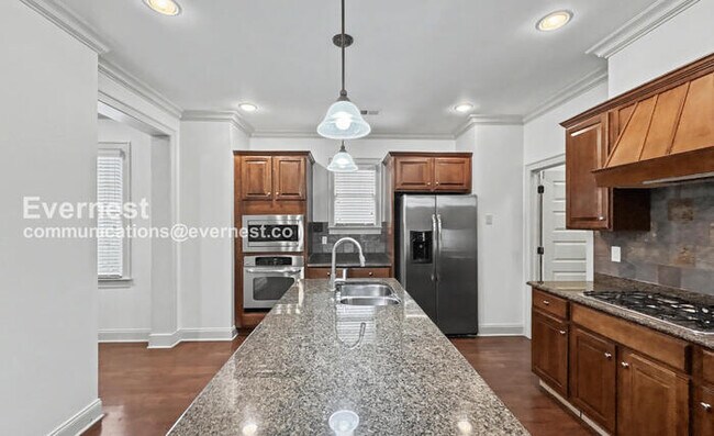 Building Photo - 2067 Ross Park Way