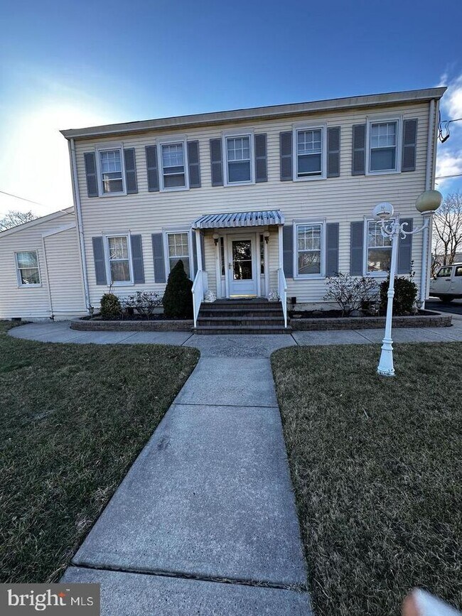 Primary Photo - 163 Klockner Rd