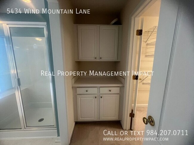 Building Photo - 5434 Wind Mountain Ln