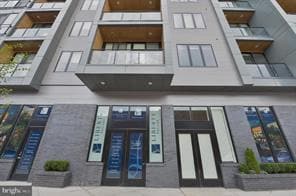 Building Photo - 236 W Thompson St