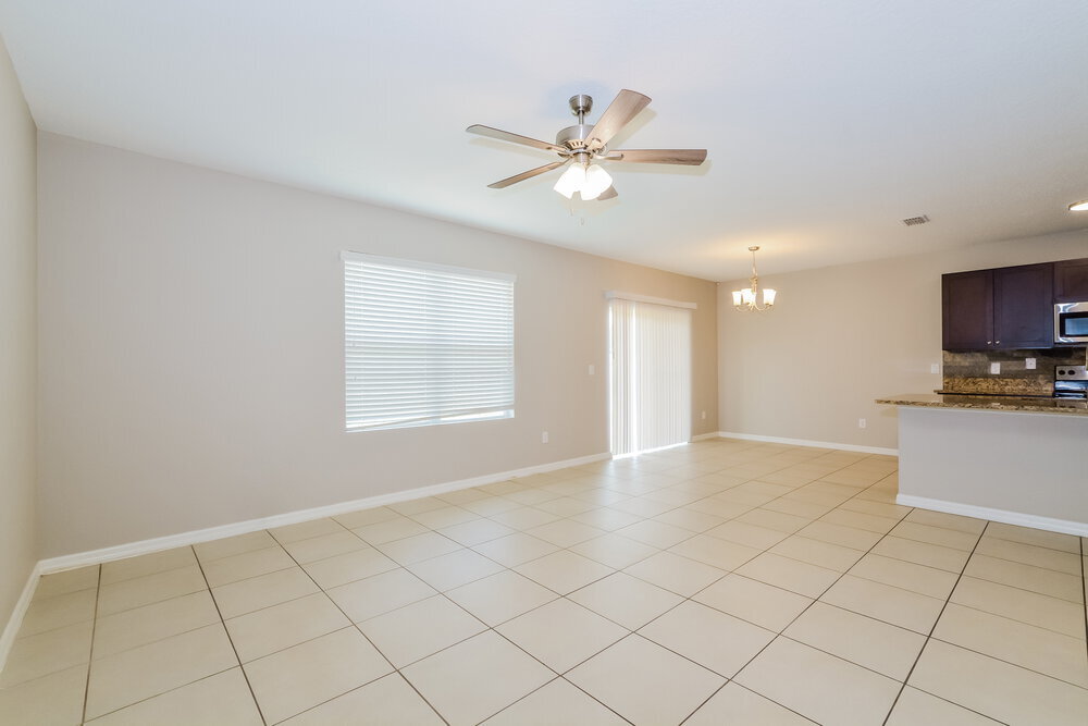 Building Photo - 3286 Landing Vw