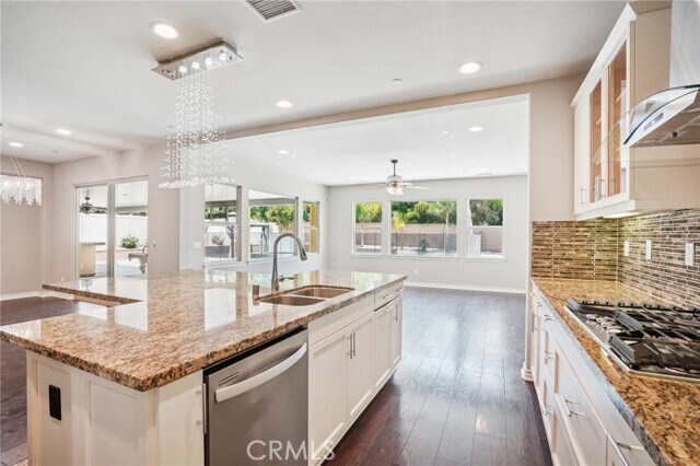 Building Photo - 35676 Small Pine Ct