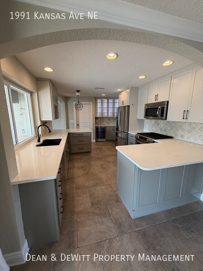 Building Photo - 1991 Kansas Ave NE